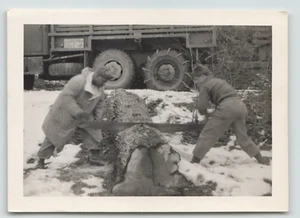 Photo B&W 3-1/2x4-1/2 Military Soldiers Sawing Log Truck Snow - Picture 1 of 1
