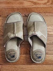 Margaritaville Herren Größe 9 US St. Martin Braun Kunstleder Pantoletten Sandalen Hellbraun  - Bild 1 von 13