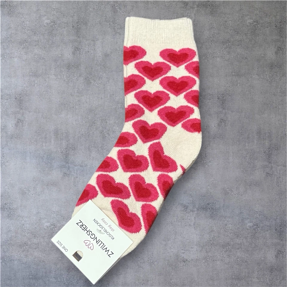 NEU ❤️Zwillingsherz ♥Kuschelsocken, Strümpfe „Herzen“ beige, pink - Bild 1 von 1