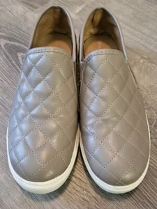 Usado en Excelente Condición Suela de Montaña Para Mujer Zapatilla Deportiva Acolchada Reese Gris Talla 8 Caminar - Imagen 1 de 6