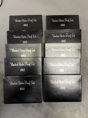 10x 1982 Proof Set CN-Clad Kennedy Half dollar Washington - (OGP) 50 coins PR PF Cover