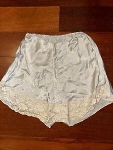 VTG 40s  Size S M  Silk Lace Tap Pants Shorts French Knickers