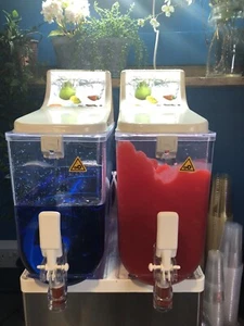 Commercial Double Slush Machine - Picture 1 of 3