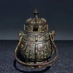 8.8'' Rare Old Chinese Bronze Ware Dynasty Palace Beast Pot Jar wine vessel - Picture 1 of 9