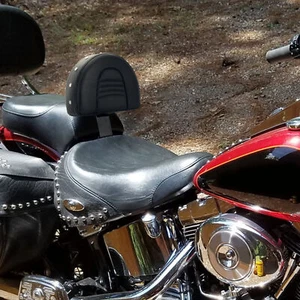 MOFUN Rivet Black Driver Backrest For PU Pad Harley Heritage Softail (1993-2006) - Picture 1 of 5
