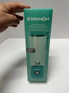 Blendjet 2 Cordless USB Rechargeable Portable Blender Mint 20oz New (BR5)
