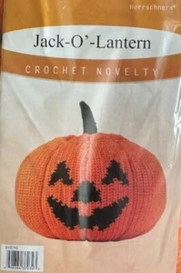 NIP HERRSCHNER'S JACK-O-LANTERN CROCHET KIT 10" X 14" - Picture 1 of 3