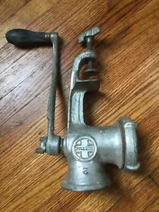 Tritacarne vintage Griswold n.2 - Foto 1 di 11