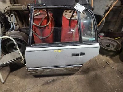 Used Rear Left Door fits: 1986 Pontiac Grand am electric Rear Left Grade A Foto 1 de 3