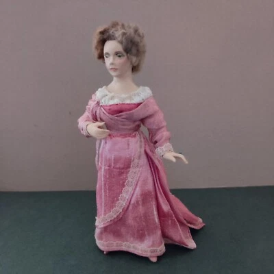 Miniature 1/12" dollshouse One of a Kind Lady Doll in Edwadian Fashion - Immagine 1 di 4