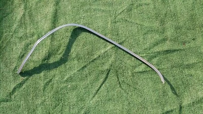 72 73 Cadillac DeVille Fleetwood 1971 guardabarros derecho moldura Foto 1 de 4