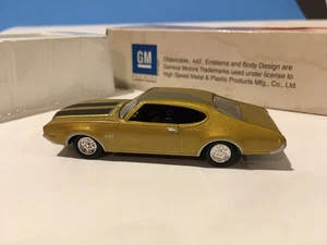 GM 2001 Diecast 1969 Oldsmobile 442 Readers Digest High Speed 1:64 Die Cast Car - Picture 1 of 7