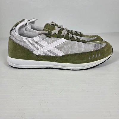 Curves for Women Sneakers Green Shimmer Tennis Shoes Size 7 NEW - Image 1 of 4