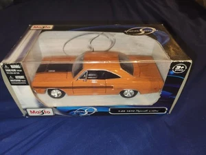 Maisto 1970 Orange Plymouth GTX - 1/25 Scale Diecast Car - Picture 1 of 6