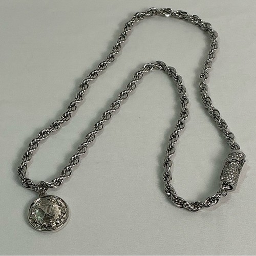 LOUIS VUITTON（LV） Collana con ciondolo in corda argento Louis Vuitton