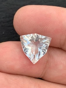 4.75 Caras Rare Untreated Trillion cut Pollucite Gemstone from Afghanistan - Picture 1 of 6