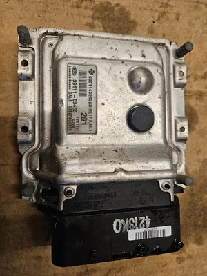 KIA RIO MK3 UB 2012-2016 1,2 gasolina manual motor G4la ecu 39111-03455 Foto 1 de 2