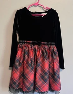 CAT & JACK HOLIDAY DRESS BLACK VELVET RED TARTAN PLAID Size 6/6X - Picture 1 of 6