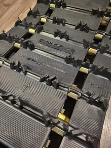 ET 340 Long Track 81-88 Snowmobile 15in wide track 41 holes 04-1008GB, 8XO‑47110 - Picture 1 of 3