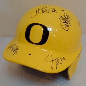 2016 OREGON Ducks Softball Team Signed Autographed 18 Signatures Batting Helmet - Picture 1 of 4