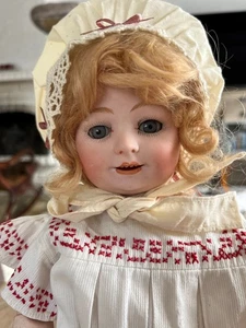 F. & W. Goebel Toddl­er-Puppe 41 cm Bavaria Antik Seltenheit - Bild 1 von 11