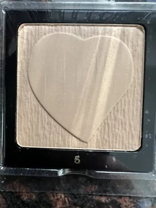 YSL Matt And Radiant Pressed Powder #5. Lot Of Two. New In Case. Discontinued - Picture 1 of 4