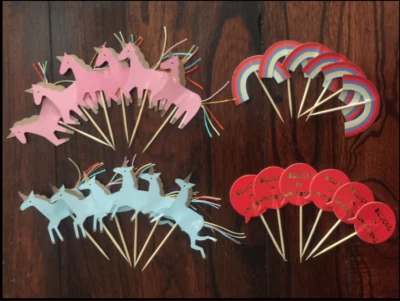 NUEVO UNICORNIO CABALLO CUPCAKE TOPPERS UNICORNIO SUMINISTROS DE FIESTA CONJUNTO DE 24 Foto 1 de 3