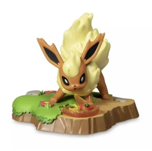 Funko Pokemon An Afternoon with Eevee and Friends Flareon Figure Eeveelutions - Picture 1 of 12