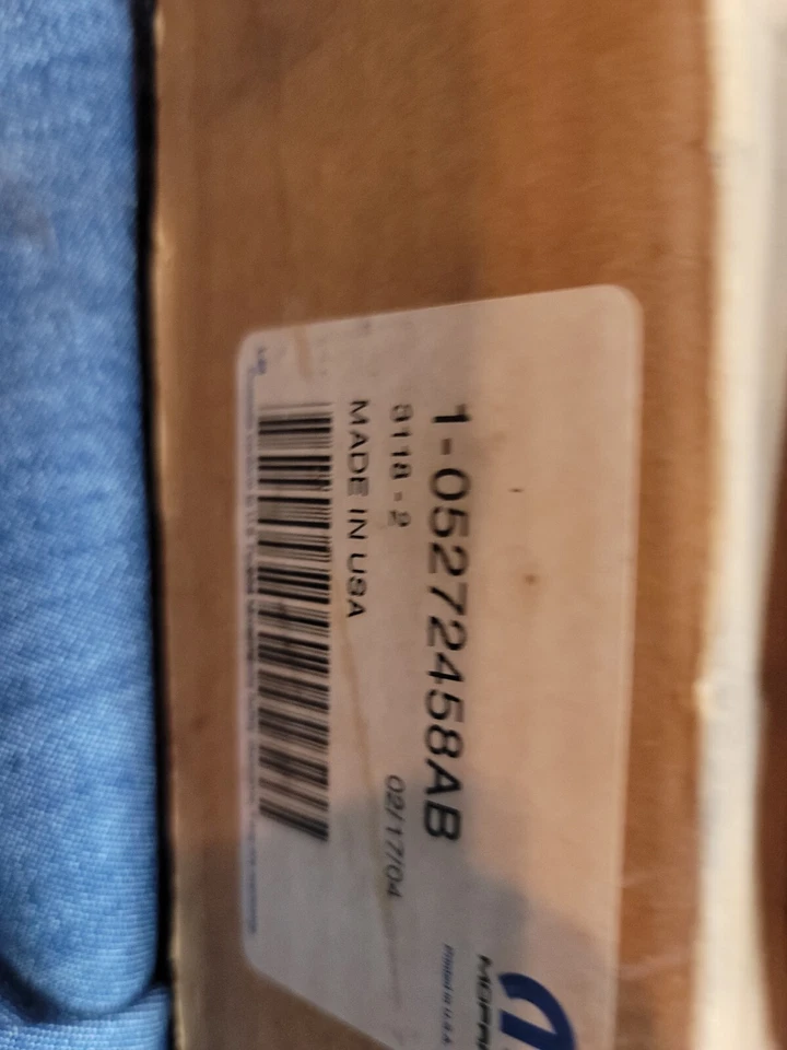  Dodge Chrysler Neon 2000-2005 montaje de puntal, derecha - Mopar 5272458AB Foto 1 de 3