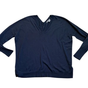 Vince Silk Cashmere V-Neck Sweater Women’s L Navy Lightweight - Picture 1 of 9