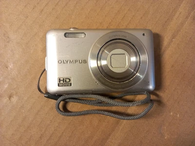 Olympus VG-120 14.0MP Digital Camera with Battery ONLY - Image 1 of 4