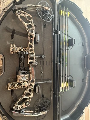 Блочный лук Mathews Halon для правой руки - Изображение 1 из 4