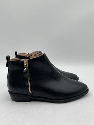 Botines al tobillo Journee Collection para mujer negros Ellis con cremallera lateral, talla de zapato 6,5 M Foto 1 de 4