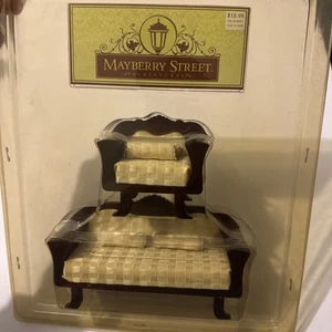 Mayberry Street 602011 Miniatures Dollhouse Sofa & Chair Matching Set 2006 - Picture 1 of 10