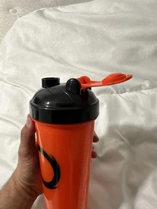 Leichte und tragbare Shakerflasche für Fitnessstudio, Reise, Büro - Bild 1 von 11