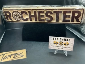 Rochester Ny Holzschild mit Logo oder Nachricht für Ihr Holz Stadtschild! 🐝 - Bild 1 von 1