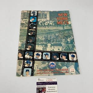 Nolan Ryan Signed 1970 New York Mets Official Yearbook JSA COA - Picture 1 of 6