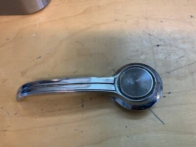 Pontiac GTO Chevelle SS396 1965-1966-1967 5719472 manija de puerta interior Foto 1 de 4