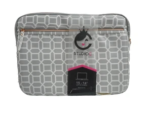Studio C - Oh Geo 15-16” Laptop Sleeve - Gray & White - Rose Gold Zipper - Picture 1 of 2