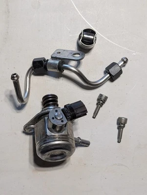 Bomba de combustible de alta presión Nissan Altima Rogue 16630-6CA0A PR25DD Foto 1 de 4