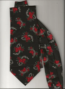 NWT Valentines Day Tie Hearts Arrows Love Forever Red Black Briefly Stated - Bild 1 von 3