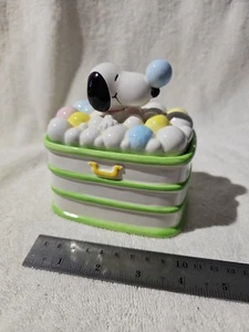 Vintage Snoopy Peanuts Bubble Bath Trinket Box Charles Schulz 1966 Japan - Picture 1 of 8
