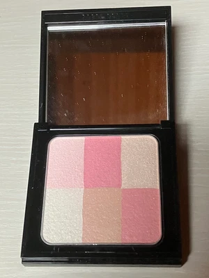 Bobbi Brown Brightening Brick Pastel Pink ULTRA RARE - No Box - Image 1 of 4