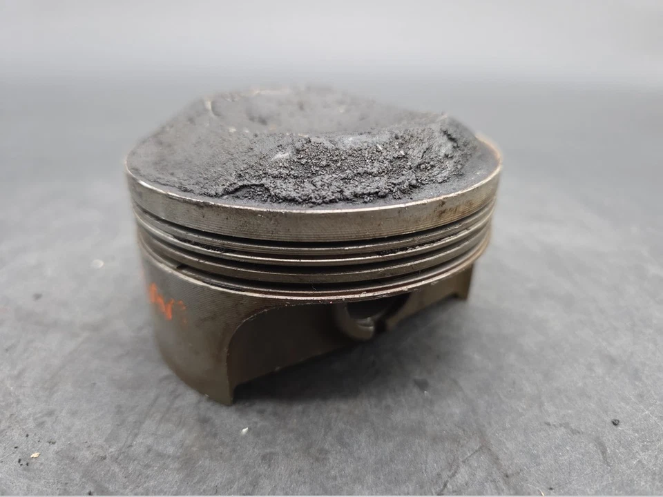 Porsche 911 993 MAHLE Piston mm 100P49 Foto 1 de 4