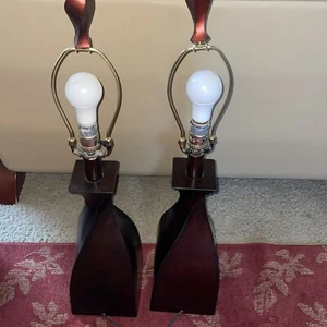 Polyresin Faux Brown Wood Curvo 30" Spiral Lamp Set of 2 Tested - Picture 1 of 4