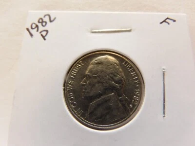 1982 P JEFFERSON NICKEL-Very Good to Fine Circulated Condition - Image 1 of 2