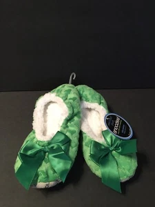 Snoozies Mini Herz Plüschtier grün rutschfest Kinder Hausschuhe. Groß 4-5 - Bild 1 von 3