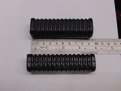 AFTERMARKET REAR FOOTREST RUBBERS, PAIR SUITABLE FOR HONDA CB750 CB900 1977-80 - Image 1 of 4