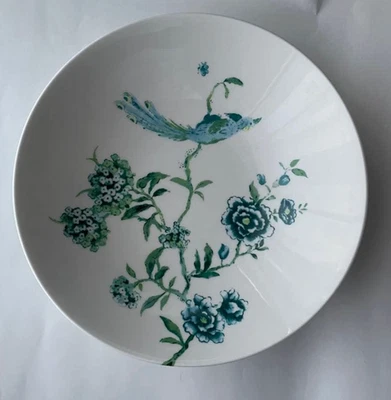 Wedgwood Jasper Conran Chinoiserie White Pasta Salad Bowl Bird Bone China w/Box - Image 1 of 4