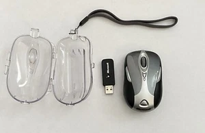 Microsoft 1065 Wireless Notebook Presenter Mouse 8000 with USB And Case - Picture 1 of 7